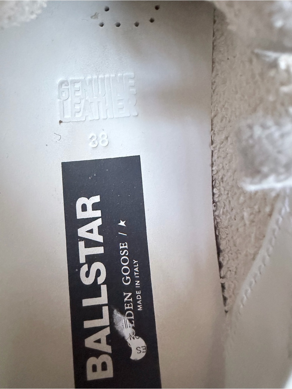 Golden Goose White Leather Sneakers with Silver Star - Picture 8 of 8